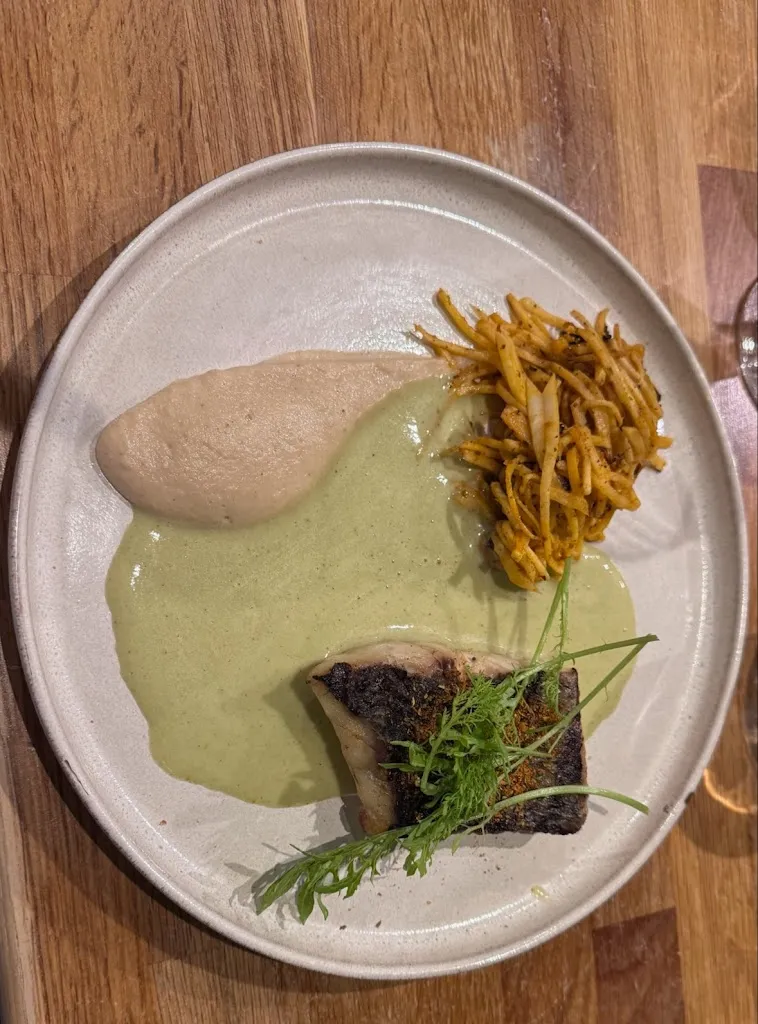 Beni V_Bel Ami_Étretat_review