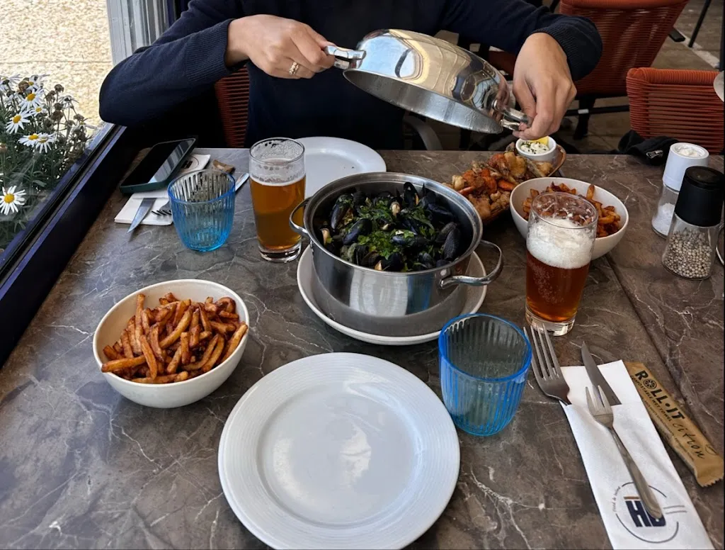 Tommaso Russo_Le Homard Bleu_Étretat_recensione