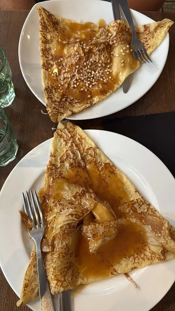 Driss_Le Lann-Bihoué_Étretat_review