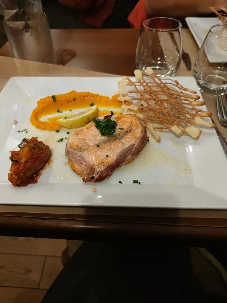 Cindy Delalande_LE POIVRIER_Évrecy_review