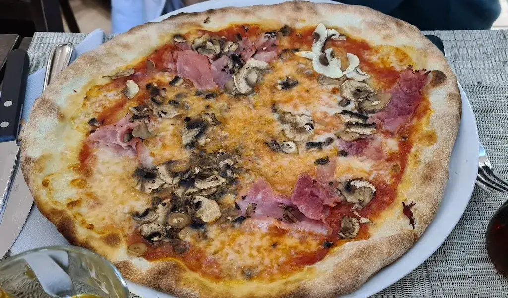 Joao Pacheco_La Gondola_Gaillard_review