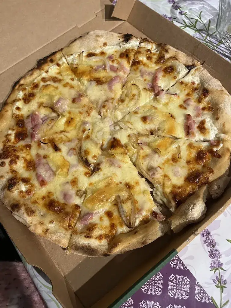 La Scala_Étrépagny_slider_image_2