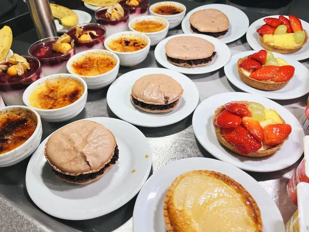 Les P'tites Ripailles restaurant in Étrépagny