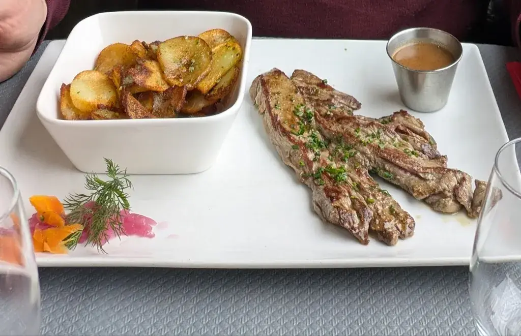 Les Potes Iront restaurant in Ézy-sur-Eure