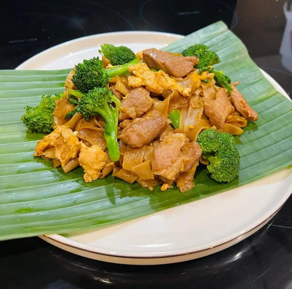 Tuk Tuk Thai Food_Ézy-sur-Eure_slider_image_2