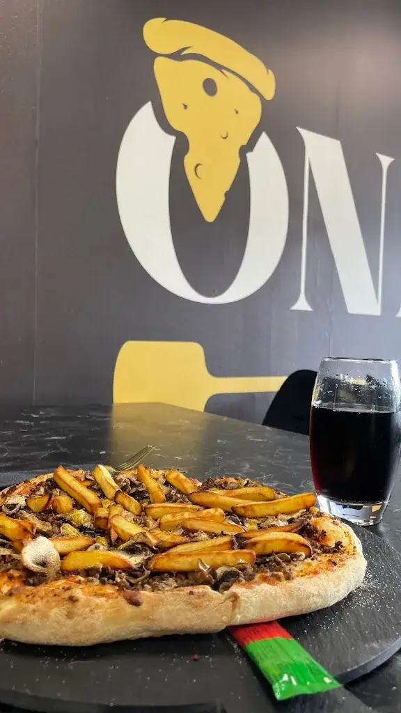 One Pizz_Terres-de-Caux_slider_image_2