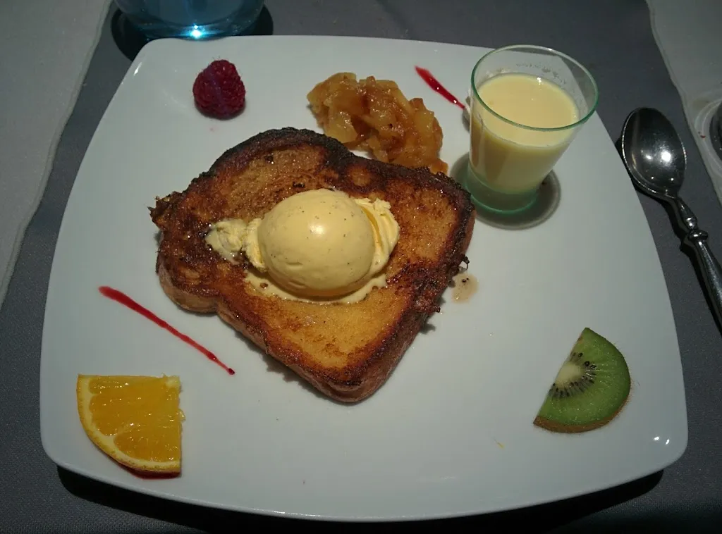 Tiffany Souterre_La Plaisance_Fécamp_review