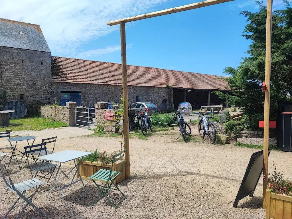 Julia Schäfer_La Ferme de Renouville_Vicq-sur-Mer_review