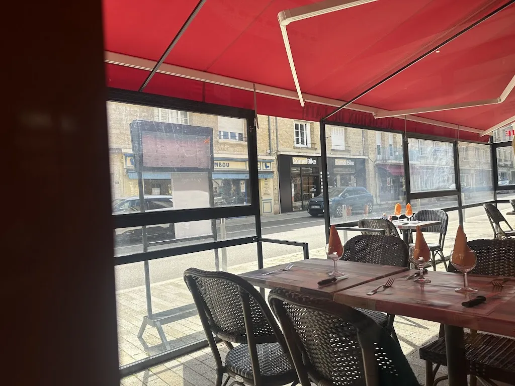 Au Cochon de Lait restaurant in Falaise