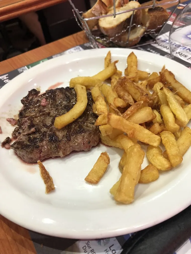 Au Cochon de Lait_Falaise_slider_image_2