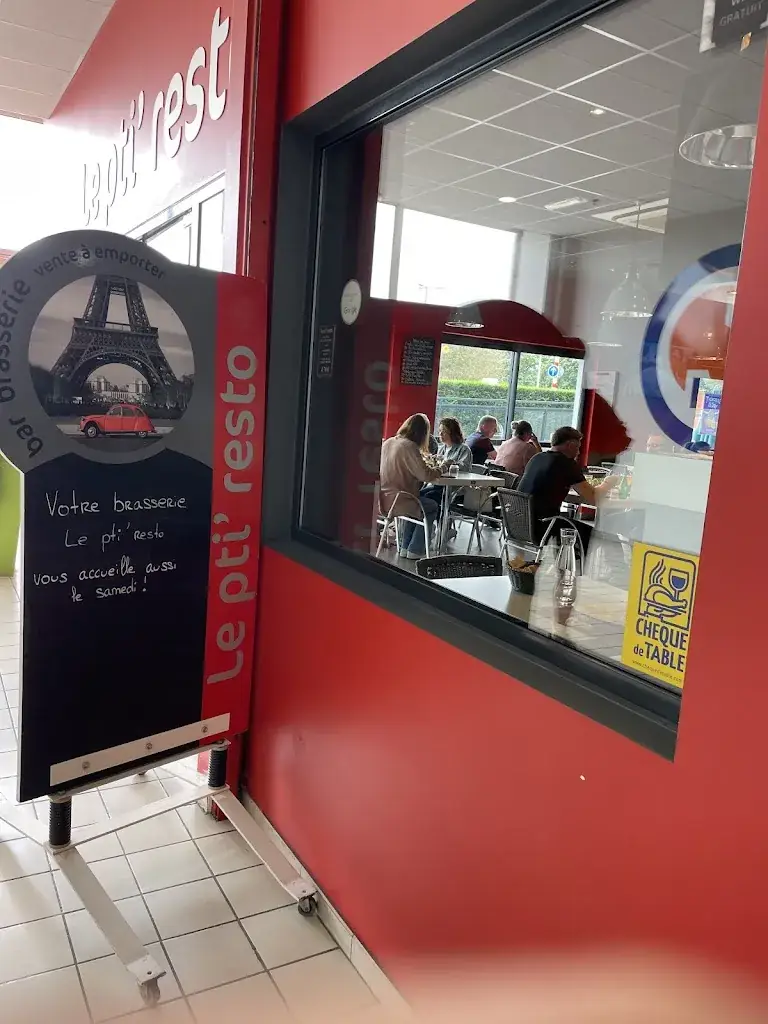 Le Pti' Resto_Falaise_slider_image_2