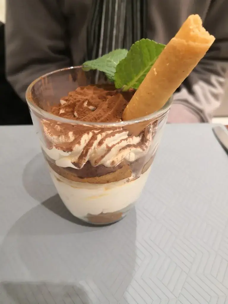 Ophelie V_BISTROT DU CONQUÉRANT_Falaise_review