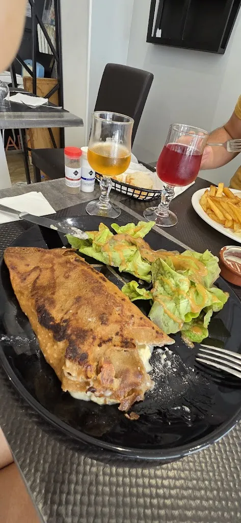 Céline Cazin_Chez Sab_Falaise_review