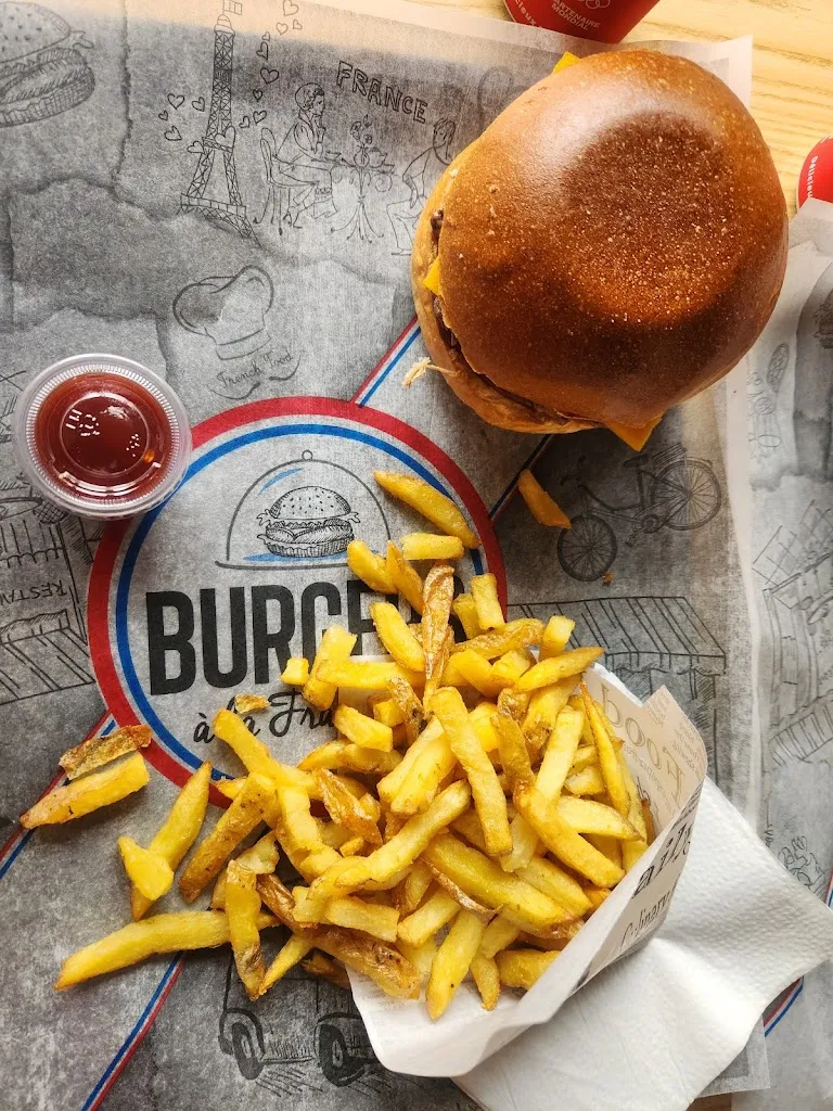 Deanna Rickard_Chez Poto Falaise_Falaise_review