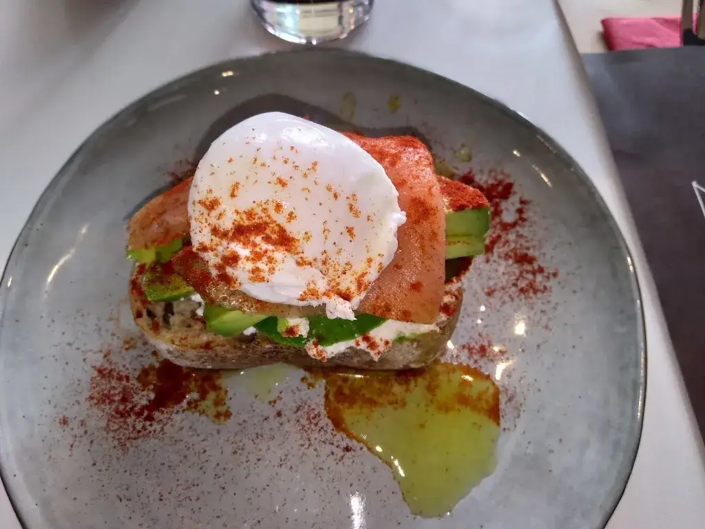 maryvonne drieu_Ibis Restaurant Falaise_Falaise_review