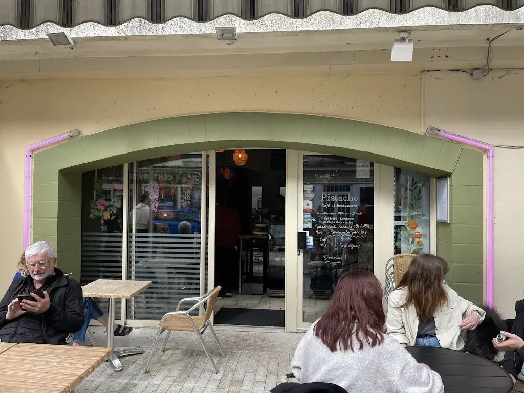 Anthony Lawton_Pistache_Falaise_recensione