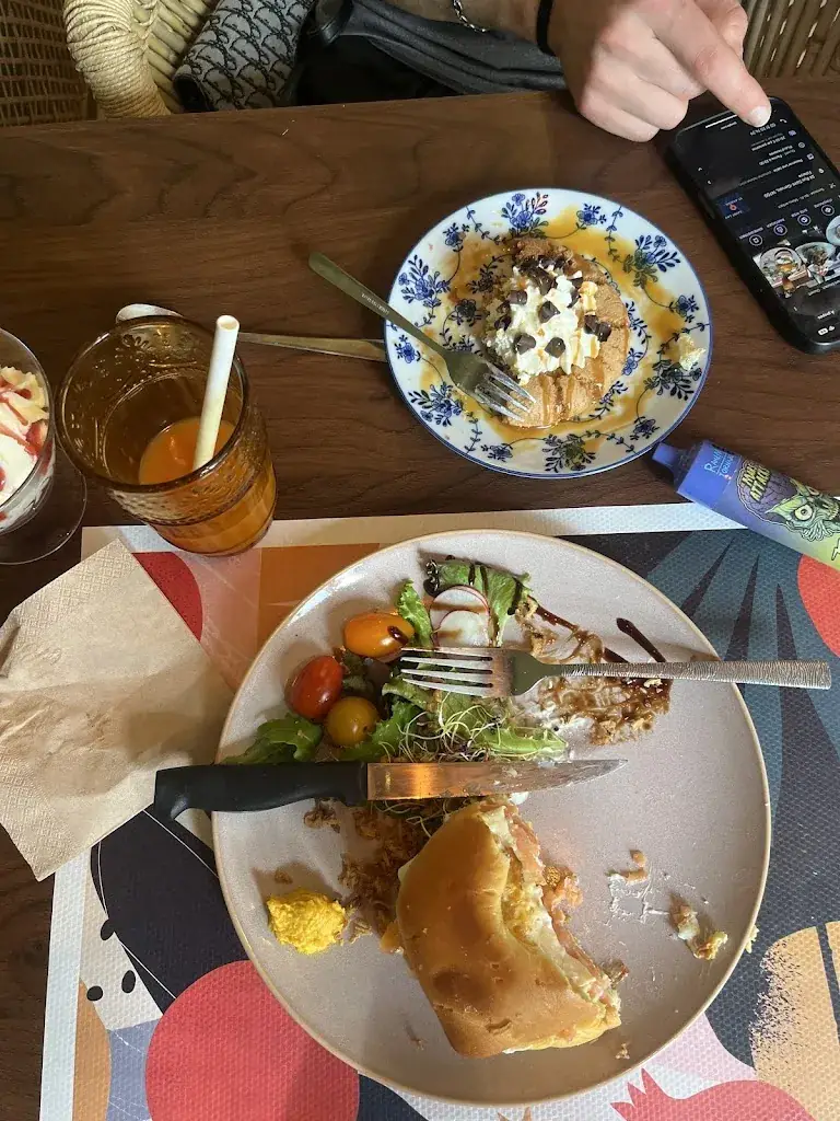 Camille Mullois_Pistache_Falaise_recensione