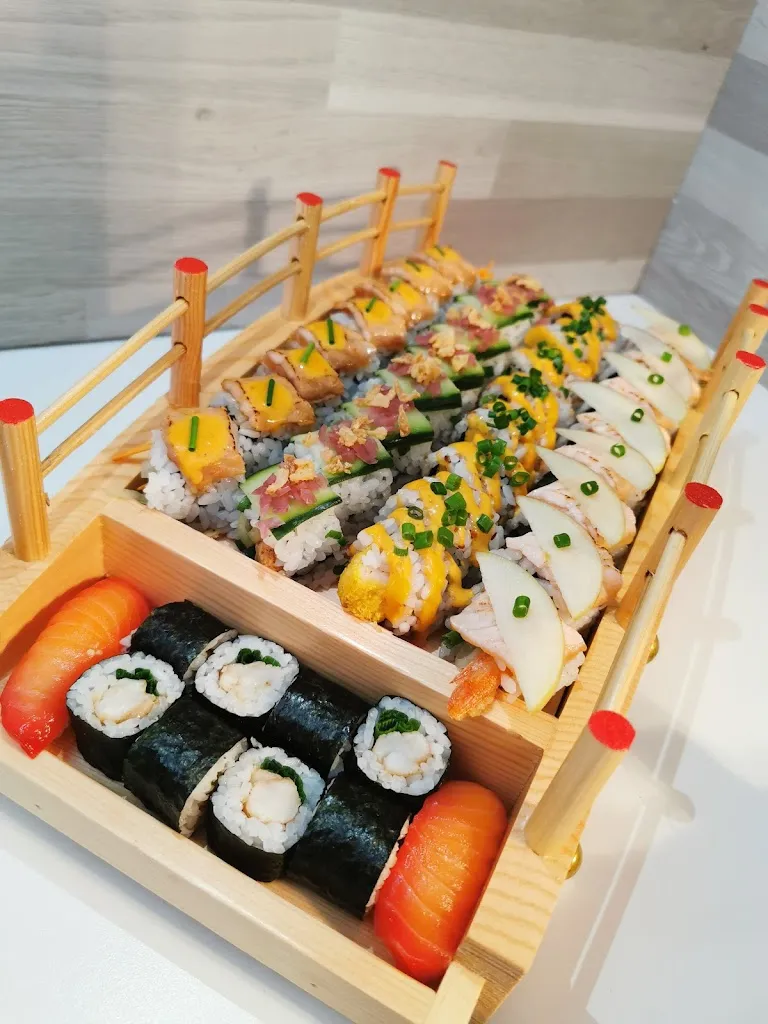 SUSHI SENKO_Falaise_slider_image_3