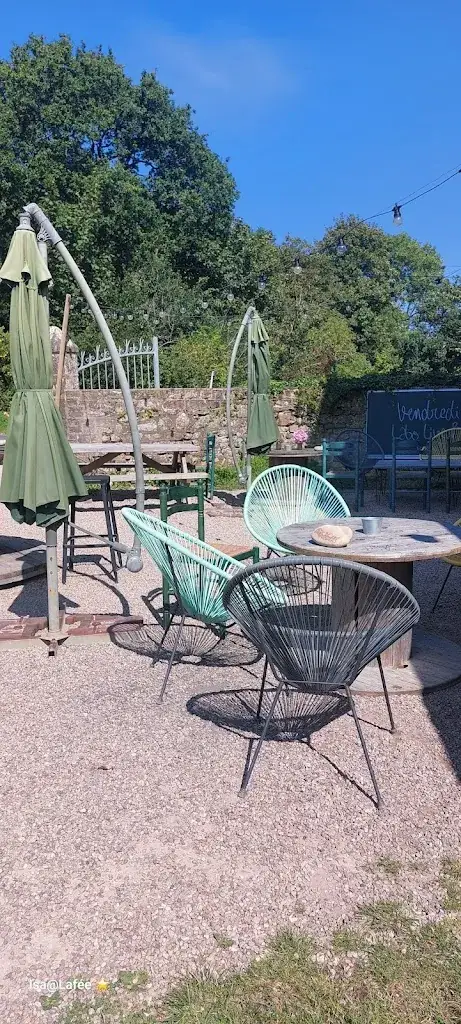 Isabelle Baillard_La Cantoche_Flamanville_review