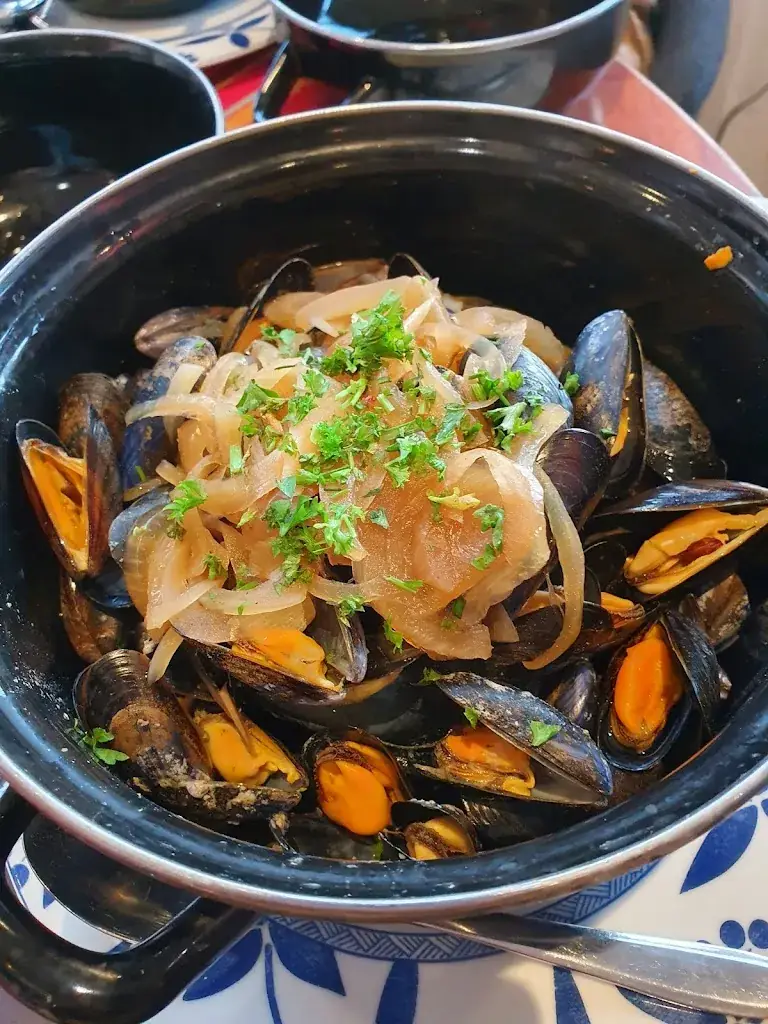 Werner Schauer_Au Cap Marine_Siouville-Hague_recensione