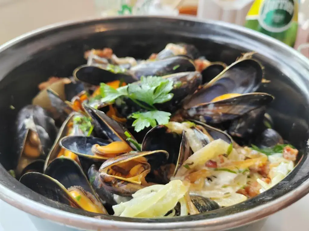 Au Cap Marine_Siouville-Hague_slider_image_3