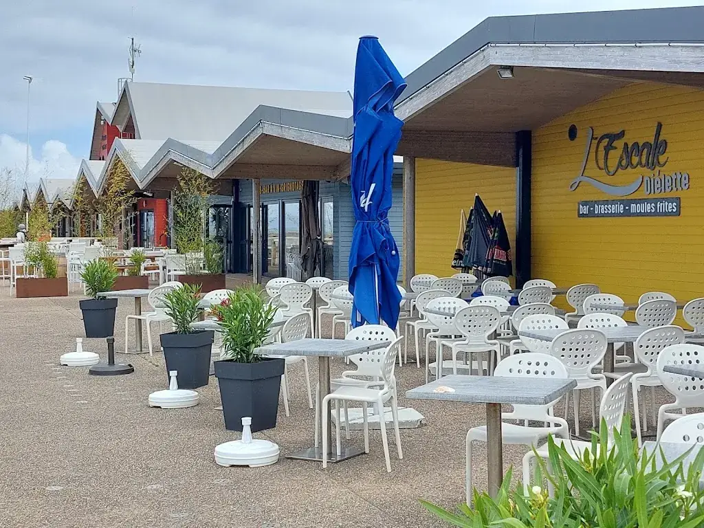L'Escale Port Dielette ristorante a Tréauville
