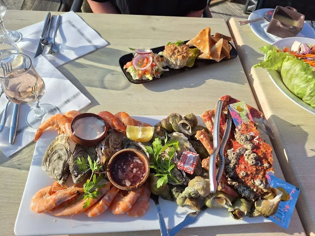 Restaurant Le vent de Mer_Pieux_slider_image_3