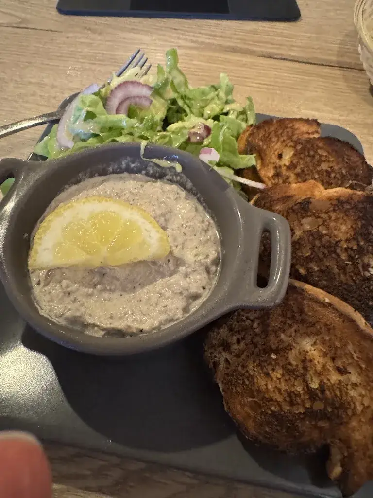 Sean O'Sullivan_Le Local_Pieux_recensione