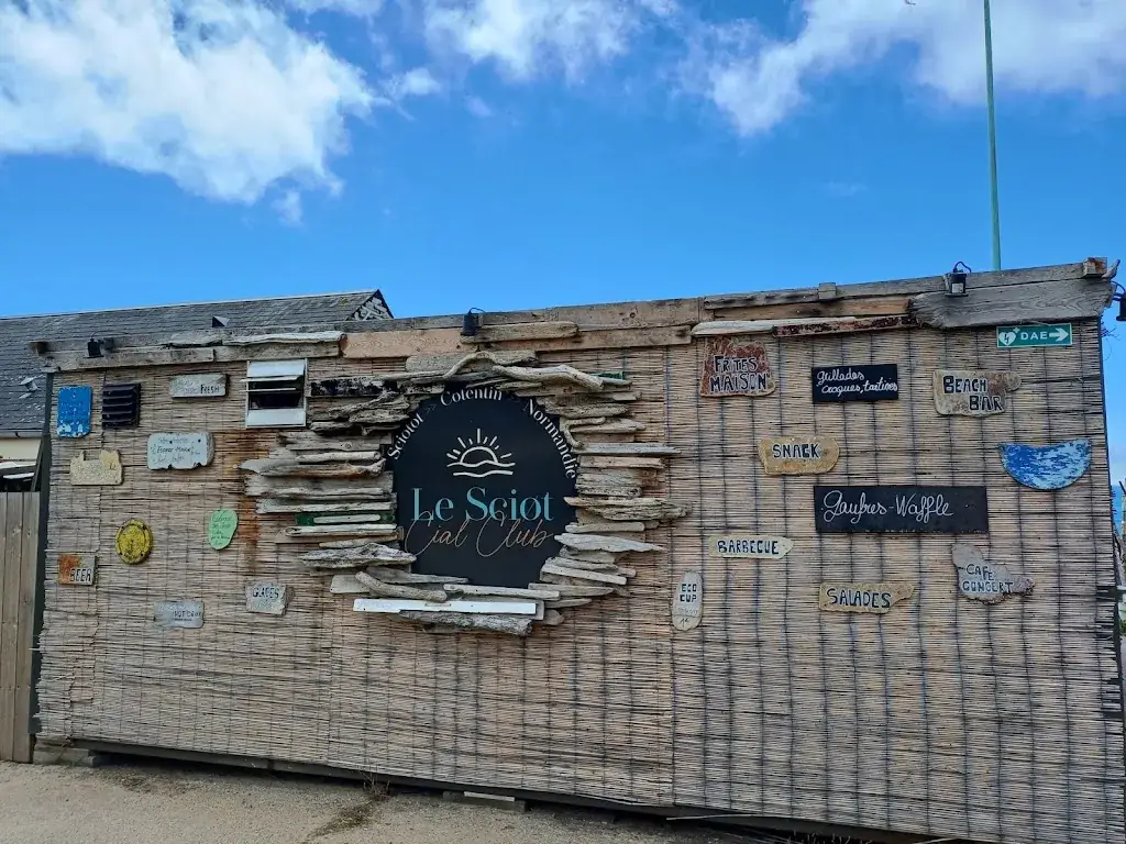 Michael Bitboy_Le Sciøt Cial Club_Pieux_review