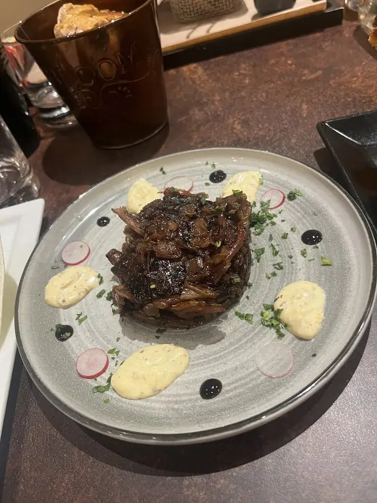 Léa Feilles_Les Guig's_Grézieu-la-Varenne_review