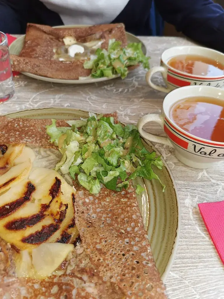 christelle bourmault_La Régal'ette_Flers_review