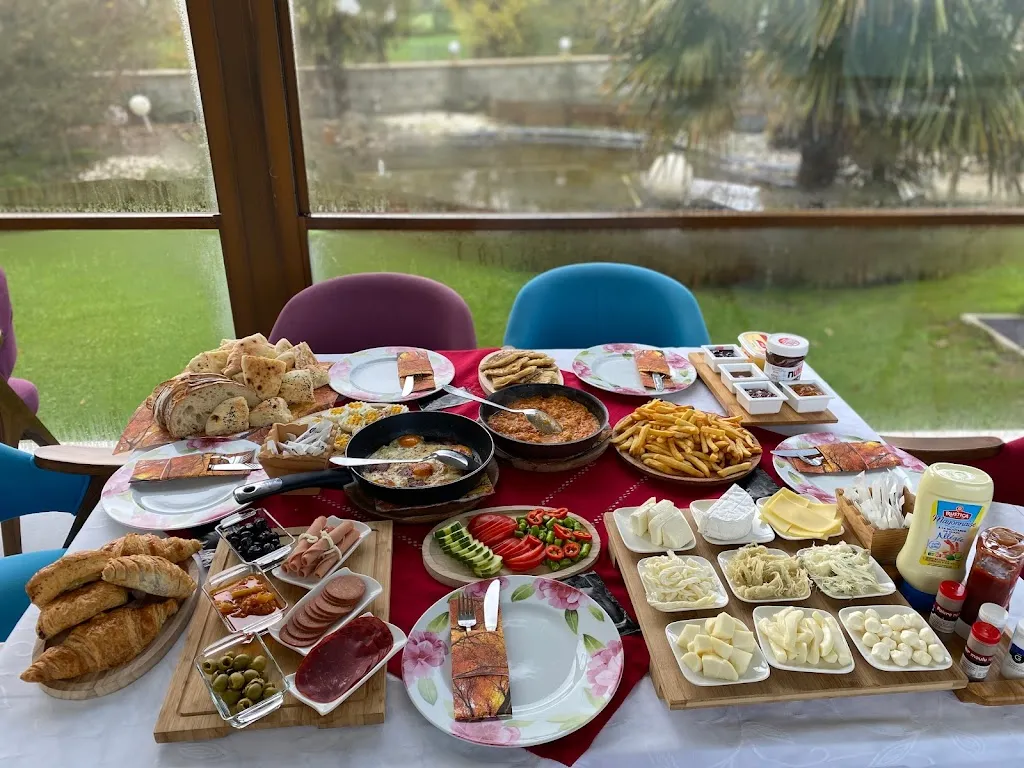 Chez Cem_Flers_slider_image_2