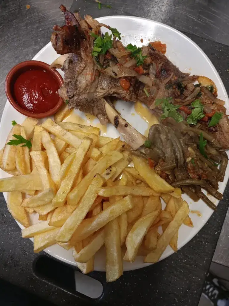 Couscous Fleury_Fleury-sur-Andelle_slider_image_3