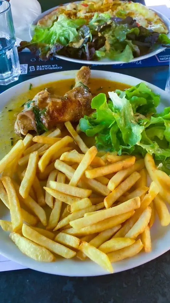 Agniv Chakraborty_Robino Pizza Café_Grézieu-la-Varenne_review