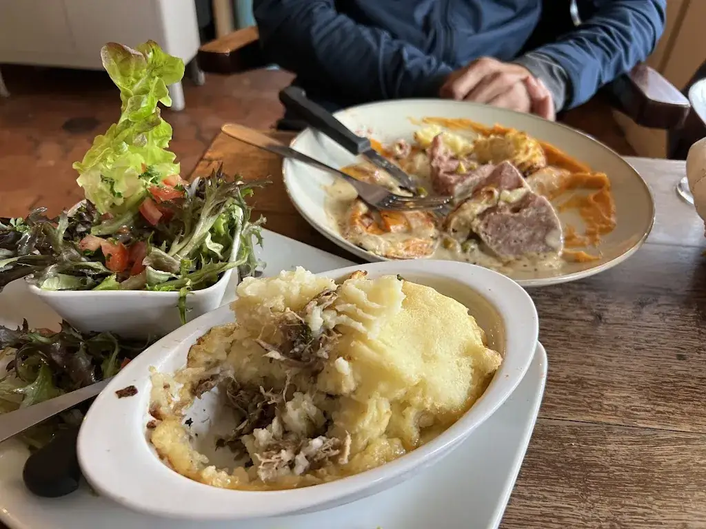 Frank_Les Halles_Lyons-la-Forêt_review