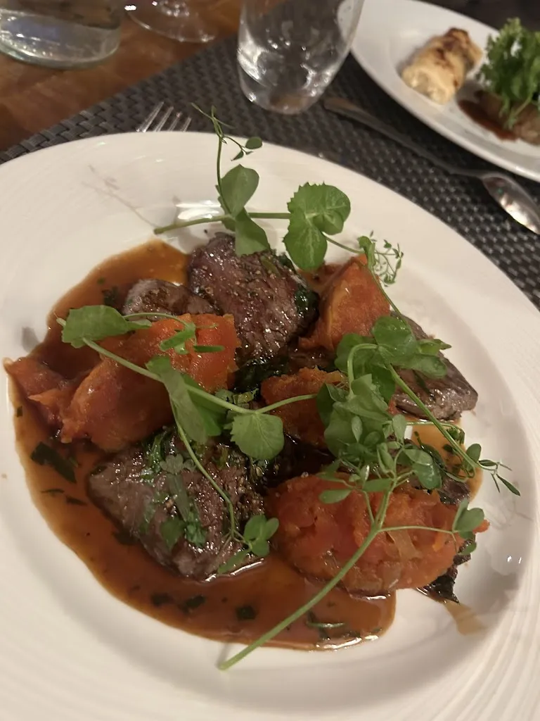 Maria Dzhavadova_Le Bistrot du Grand Cerf_Lyons-la-Forêt_review