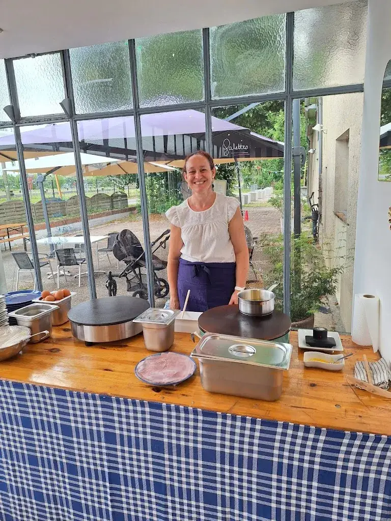 Marion Allo_La guinguette des écluses *par Simone_Amfreville-sous-les-Monts_review