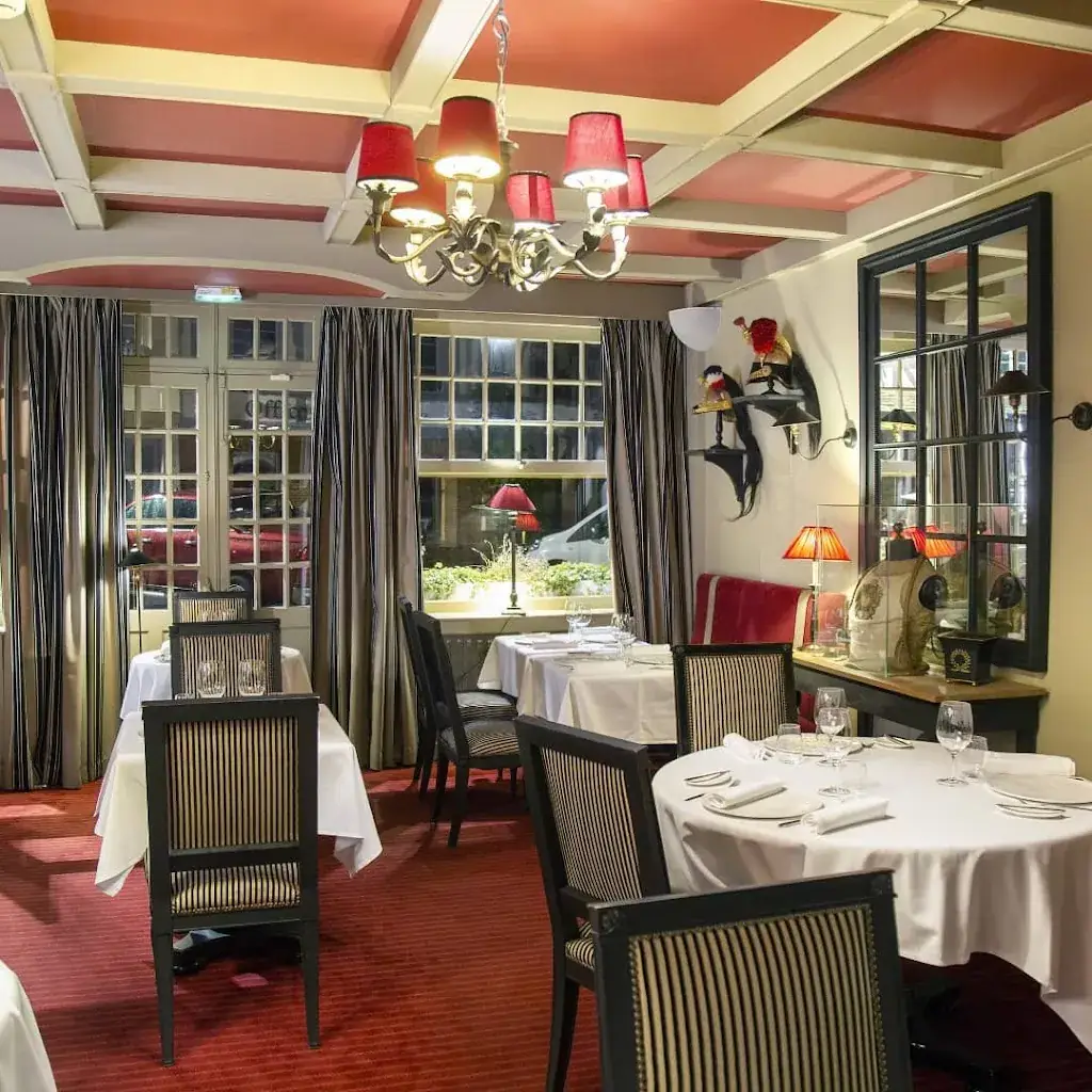 La Licorne Royale Restaurant in Lyons-la-Forêt