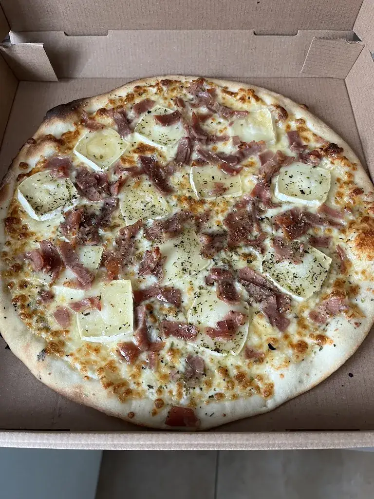 François Moisy_Le Trotteur_Fontenay-le-Marmion_review