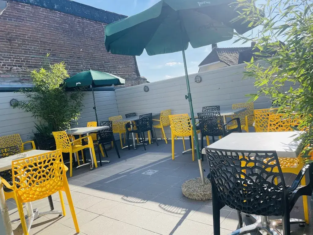 Le comptoir de la poste restaurant in Foucarmont