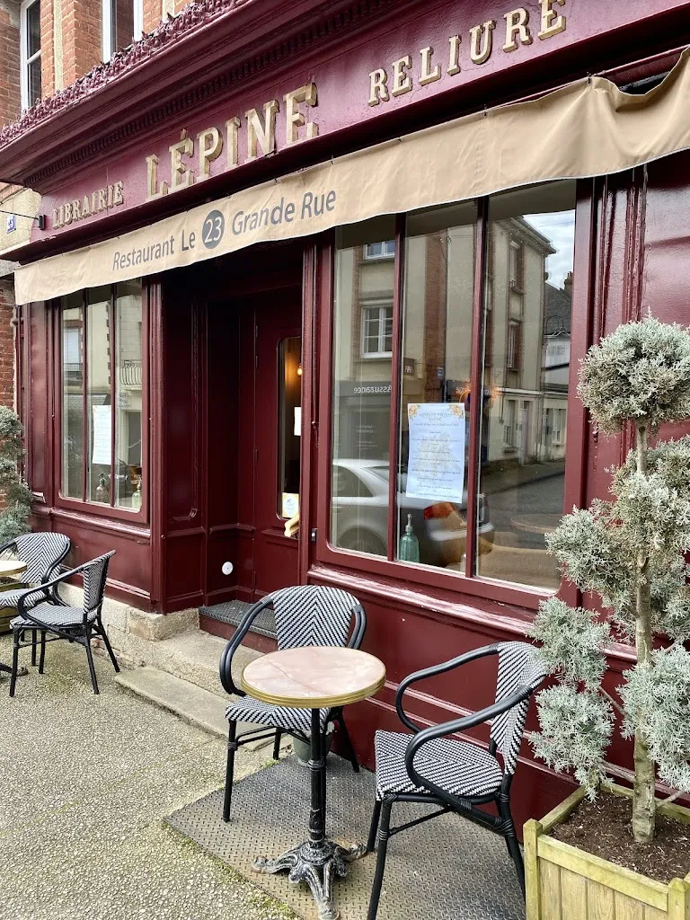 Barrie Weaver_LE 23_Gacé_review