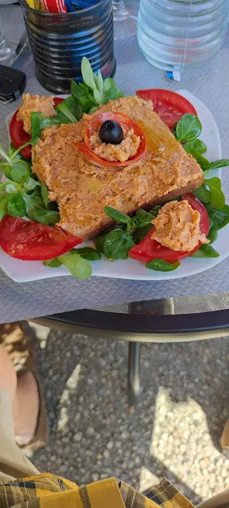 Landry Descoutures_Le Bistrot Normand_Gacé_review