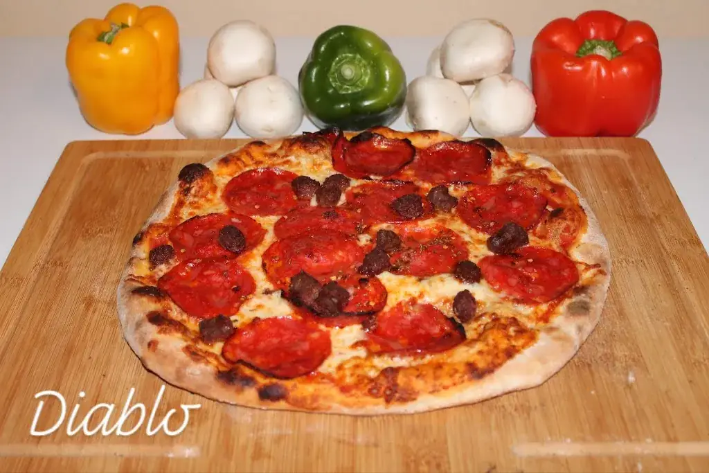 Menü_Distributeur La Pizza du Coin - Garennes sur Eure_Garennes-sur-Eure_Bild_9