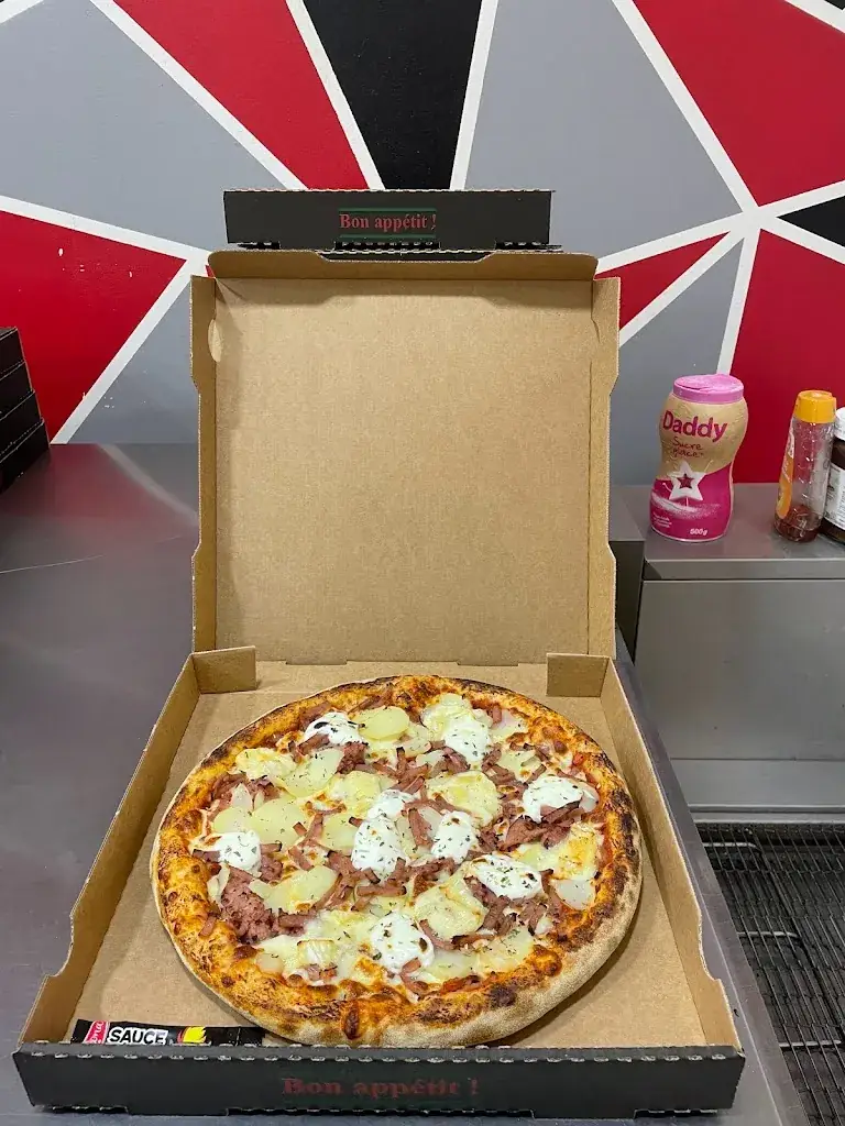 La Tour de Pizz'_Garennes-sur-Eure_slider_image_2