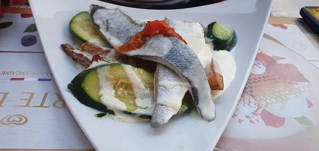 Menu_La Source_Forges-les-Eaux_image_2