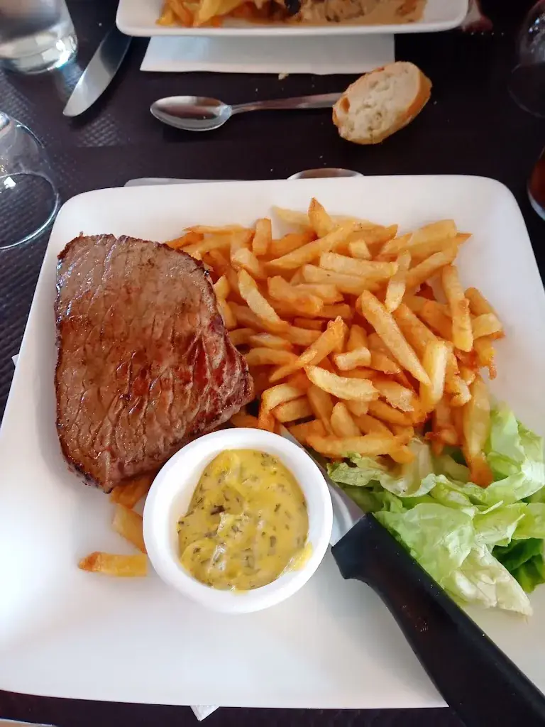 Menu_Le petit forges_Forges-les-Eaux_immagine_2