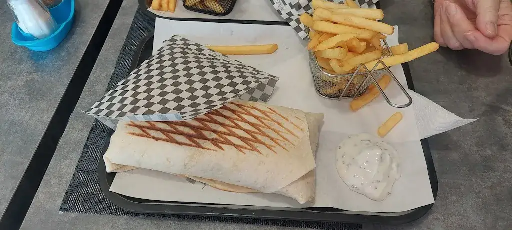 Menu_Istanbul_Forges-les-Eaux_image_3