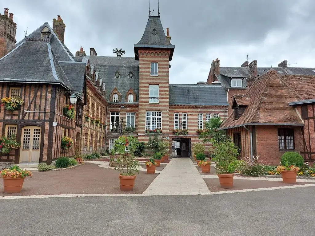 Istanbul_Forges-les-Eaux_slider_image_3