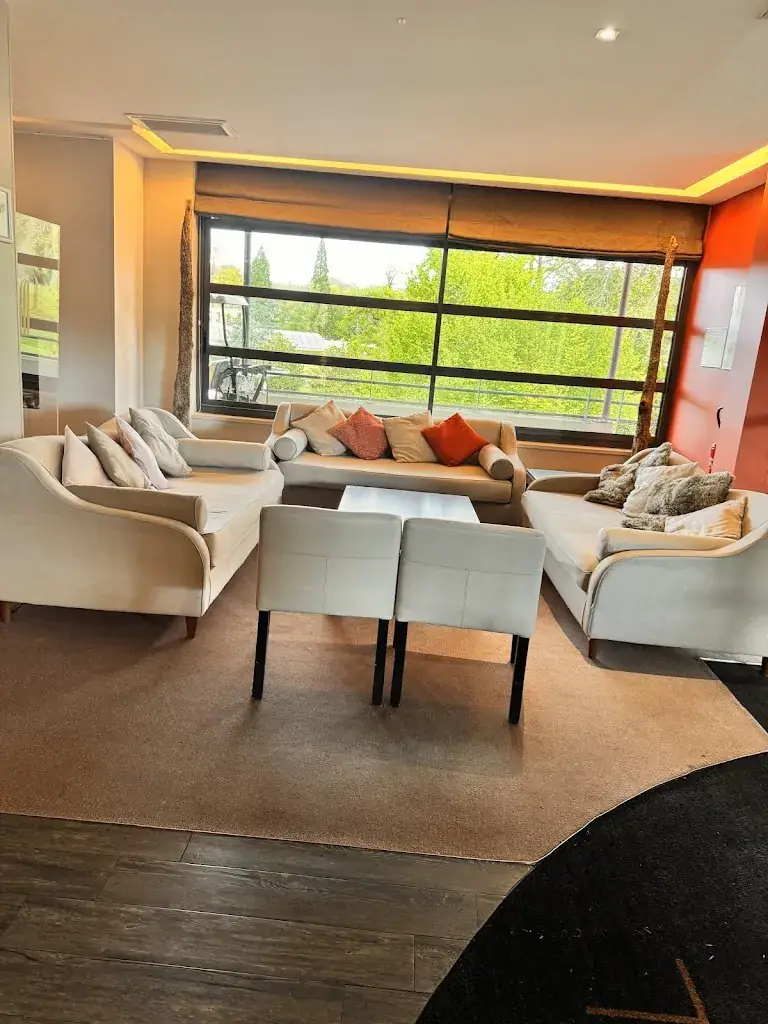 Mr B_ForgesHotel - Domaine de Forges_Forges-les-Eaux_review