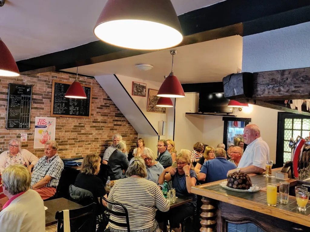 Mark Charles_Bar des Sports_Gavray-sur-Sienne_review